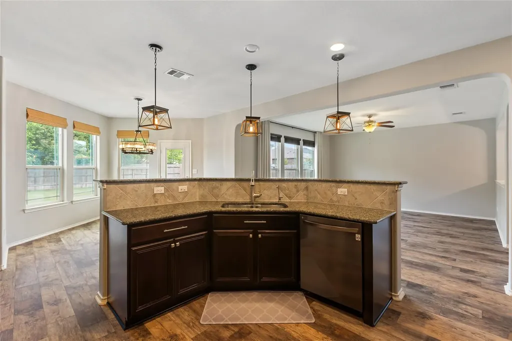 1420 Crested Butte Way Georgetown TX 78626