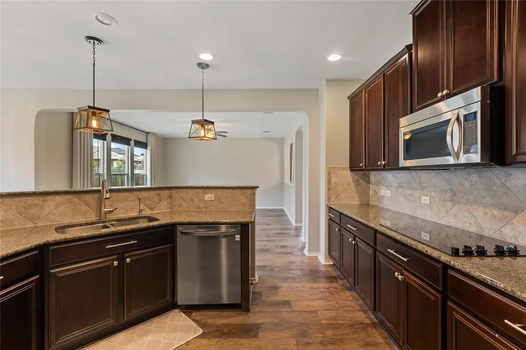 1420 Crested Butte Way Georgetown TX 78626