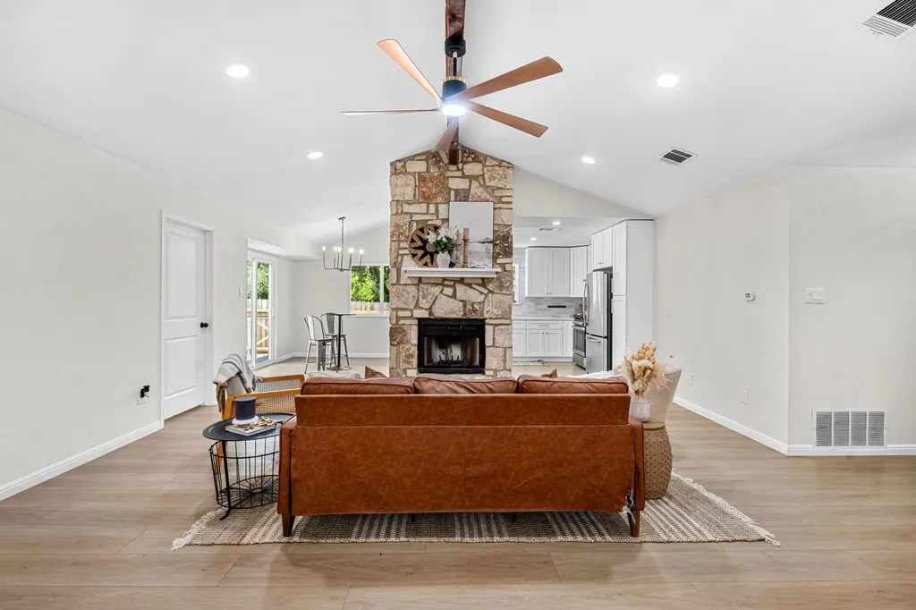 3012 Monument Drive Round Rock TX 78681
