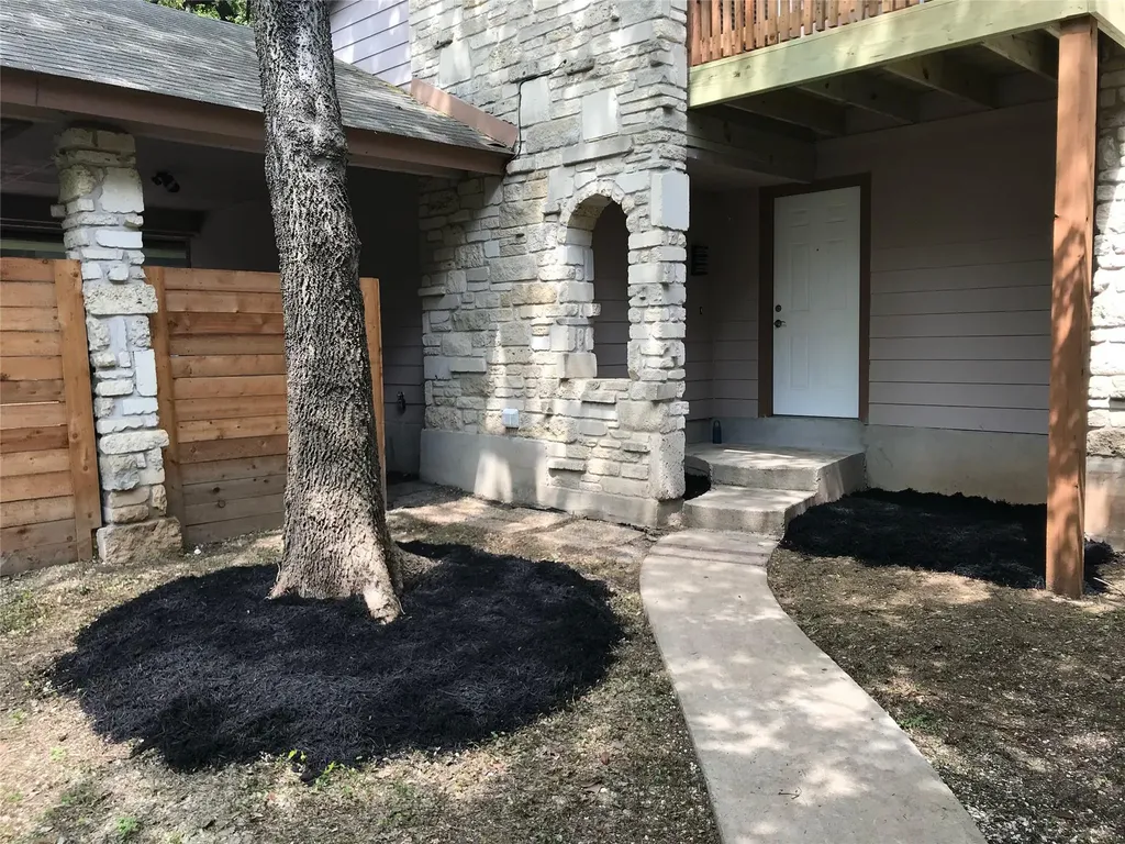 1712 Cinnamon Path Austin TX 78704