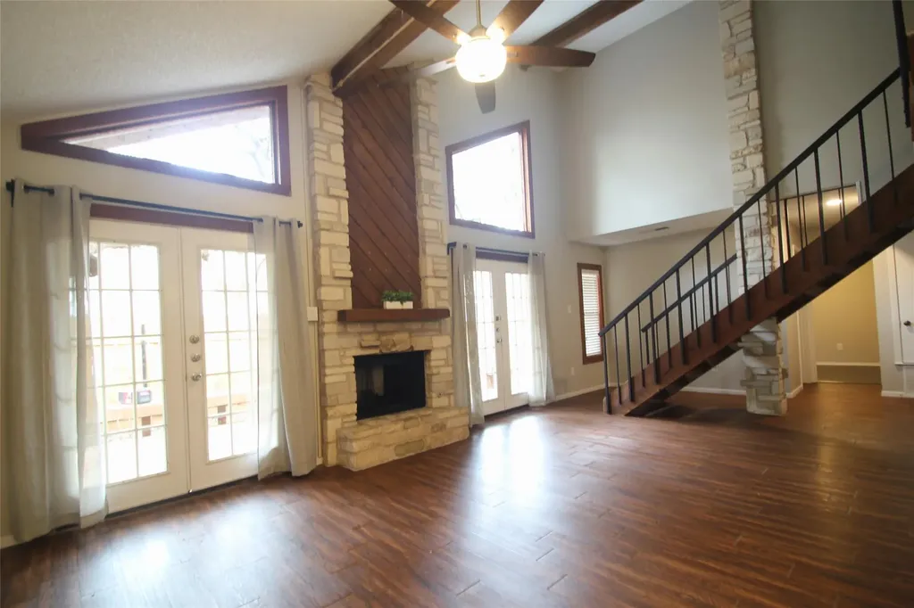 1712 Cinnamon Path Austin TX 78704