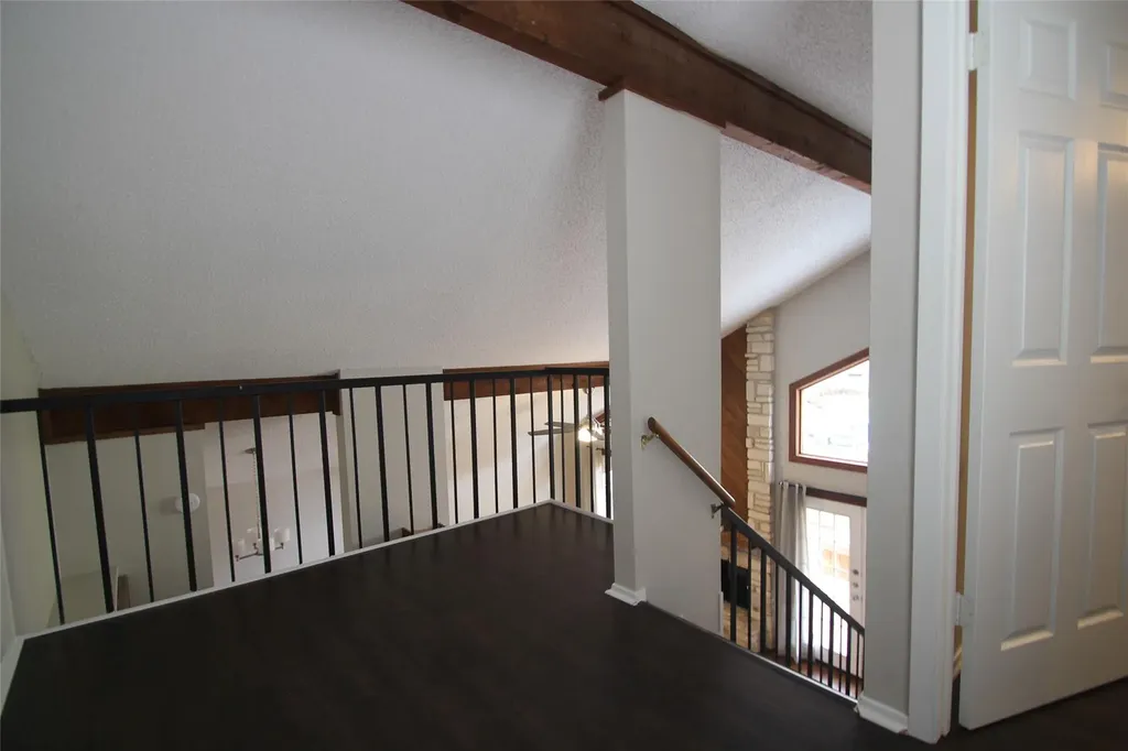 1712 Cinnamon Path Austin TX 78704