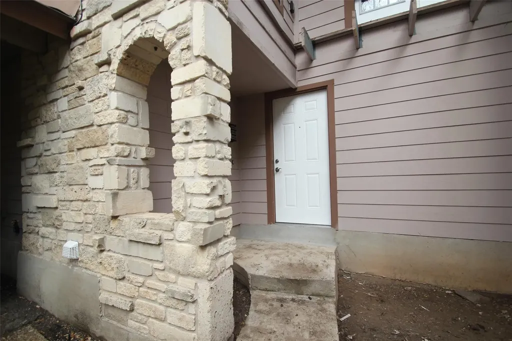 1712 Cinnamon Path Austin TX 78704