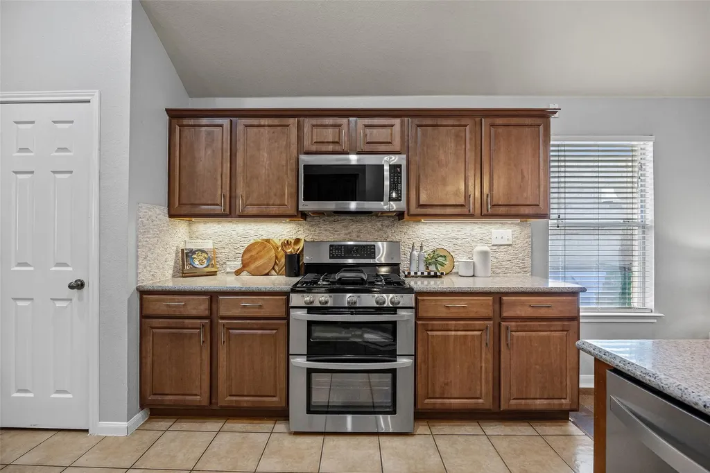 18653 Dry Pond Drive Pflugerville TX 78660