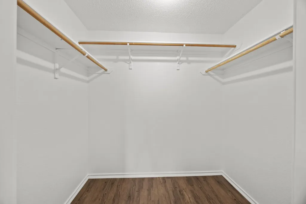 8219 Edgemoor Place Austin TX 78749