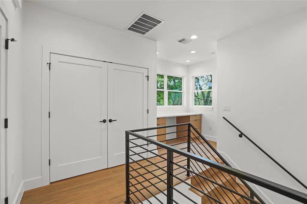 752 Pedernales Street Austin TX 78702