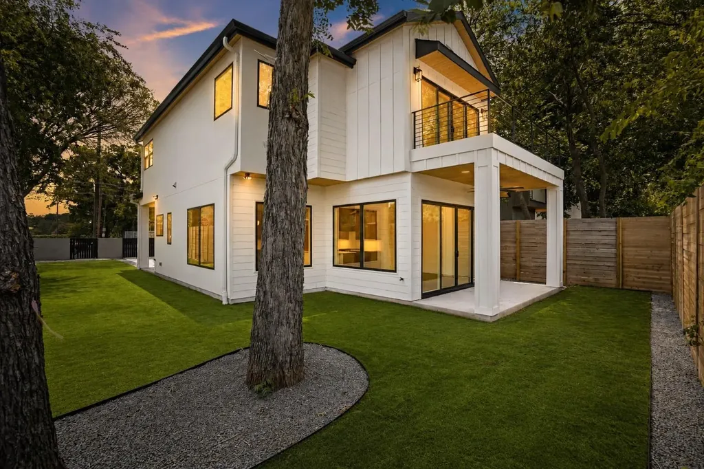 752 Pedernales Street Austin TX 78702