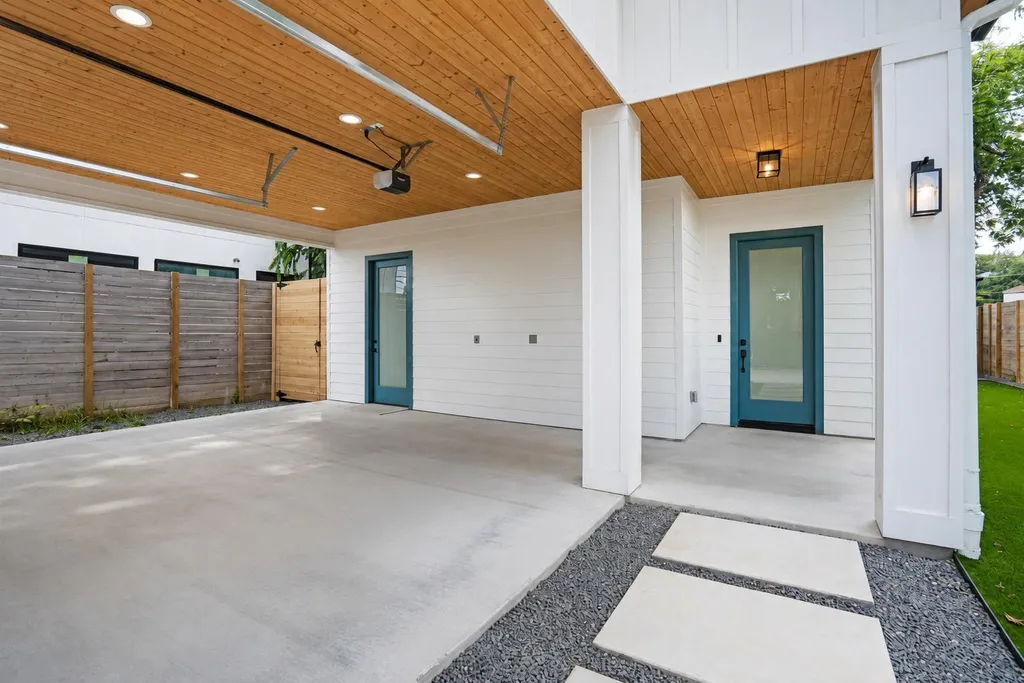 752 Pedernales Street Austin TX 78702