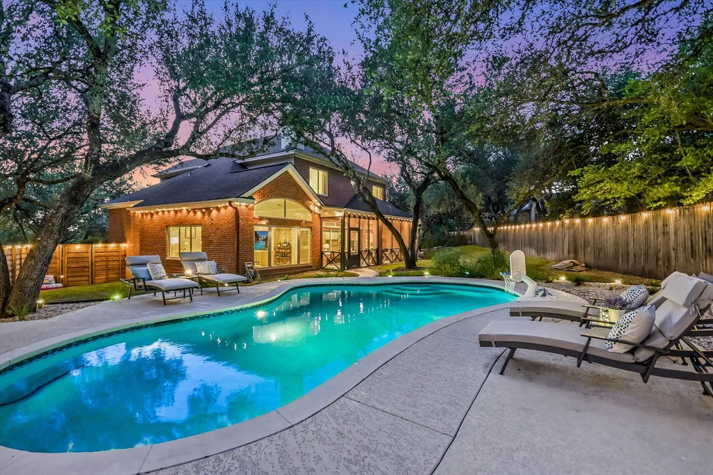 8301 Willheather Glen Austin TX 78750