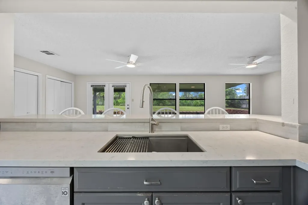 1000 W Noton Street Pflugerville TX 78660
