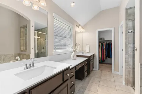 304 Miracle Rose Way Liberty Hill TX 78642