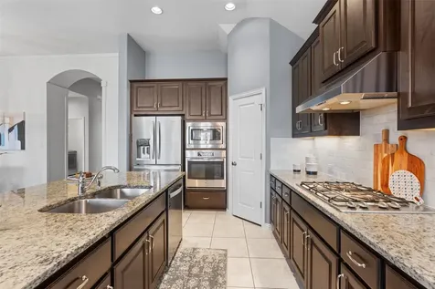 304 Miracle Rose Way Liberty Hill TX 78642