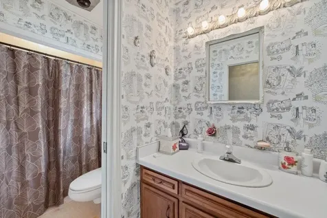 699 Floral Avenue New Braunfels TX 78130