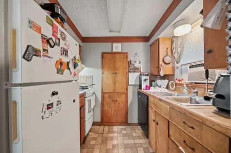 699 Floral Avenue New Braunfels TX 78130