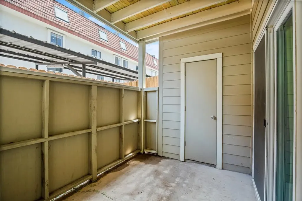 114 E 31st Street Austin TX 78705