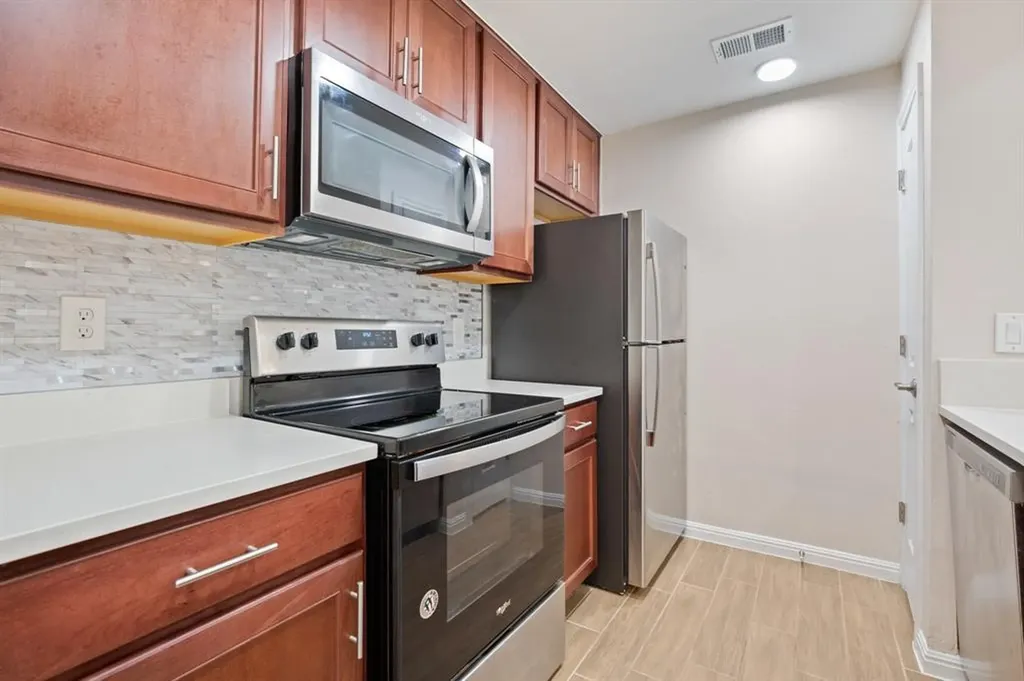 114 E 31st Street Austin TX 78705