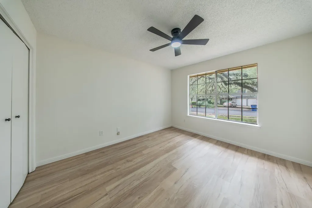 4504 Langtry Lane Austin TX 78749