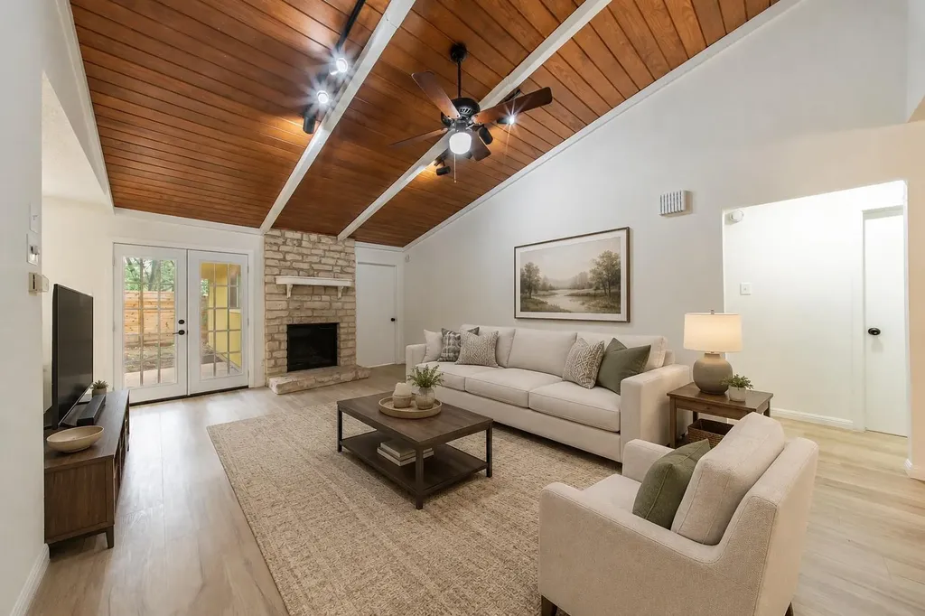4504 Langtry Lane Austin TX 78749