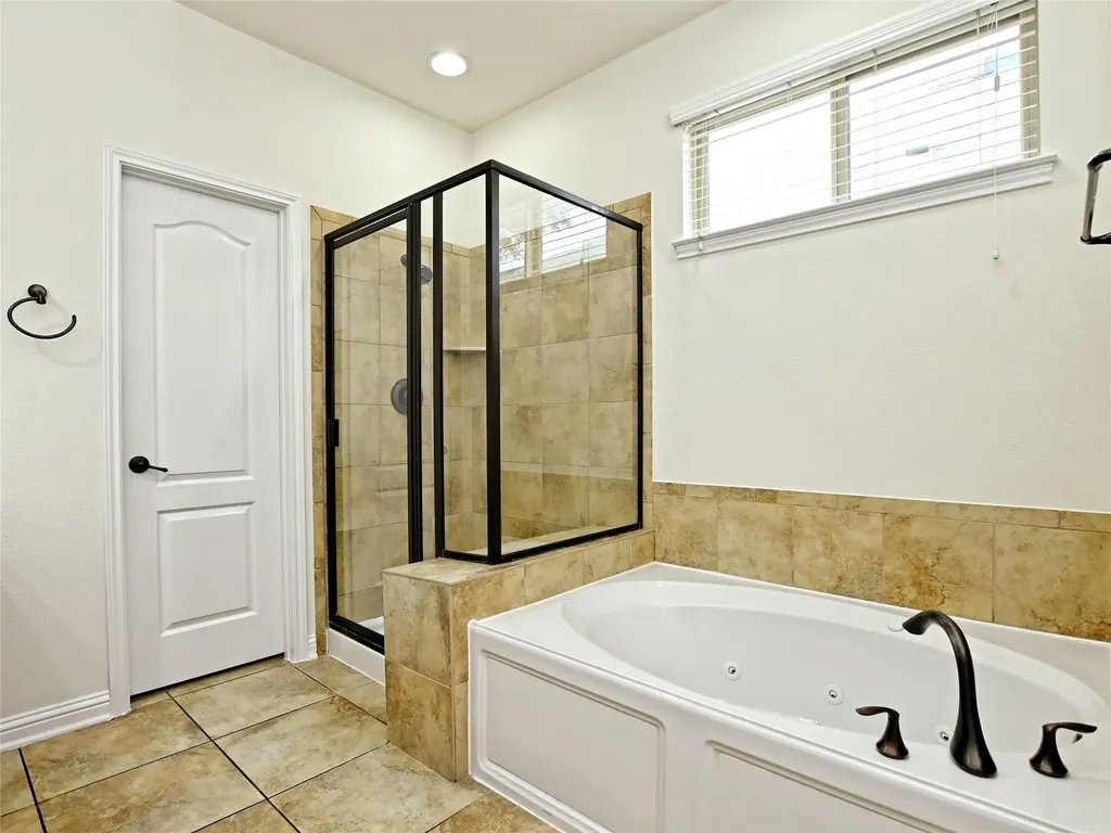 4705 Pyrenees Bee Cave TX 78738
