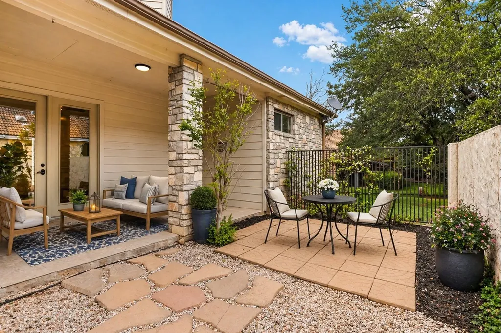 1308 Hi Circle N Horseshoe Bay TX 78657