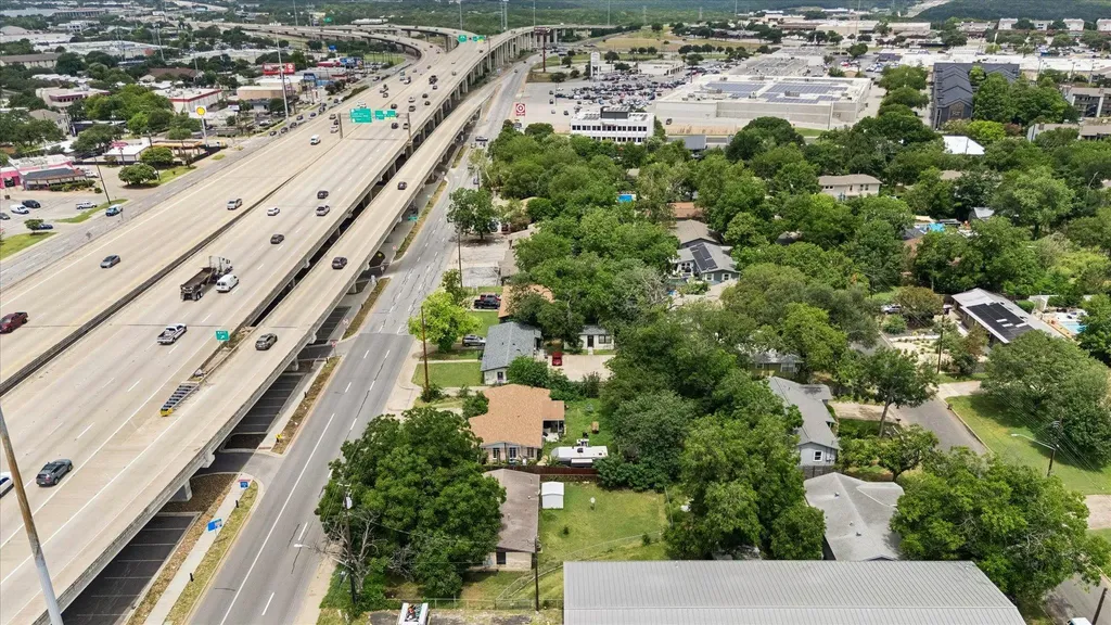 2024 W Ben White Boulevard Austin TX 78704