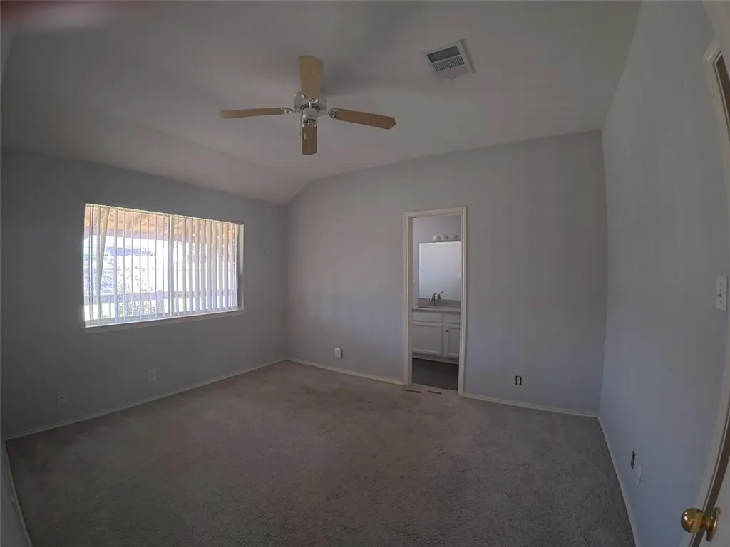 305 China Cove Elgin TX 78621