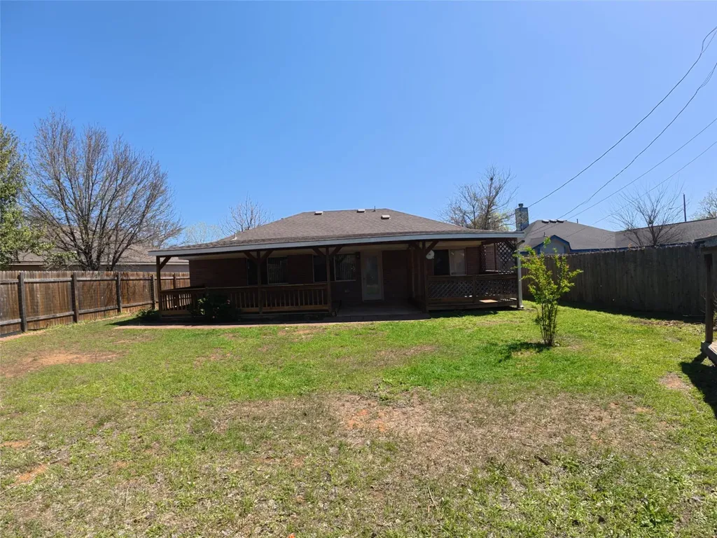 305 China Cove Elgin TX 78621