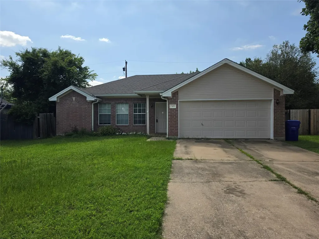 305 China Cove Elgin TX 78621