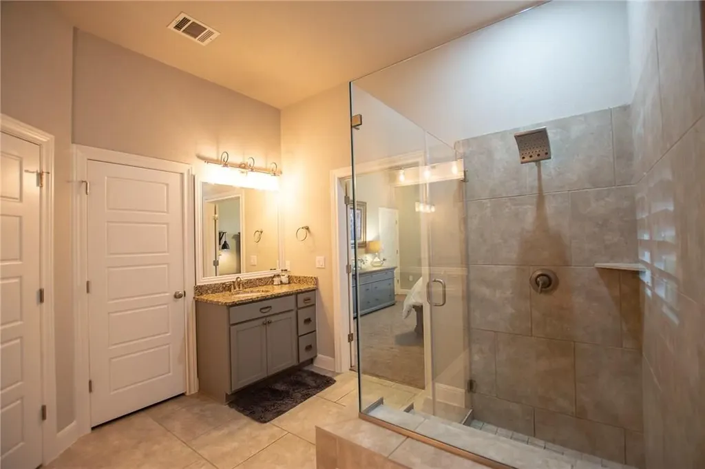 22521 Rock Wren Road Spicewood TX 78669