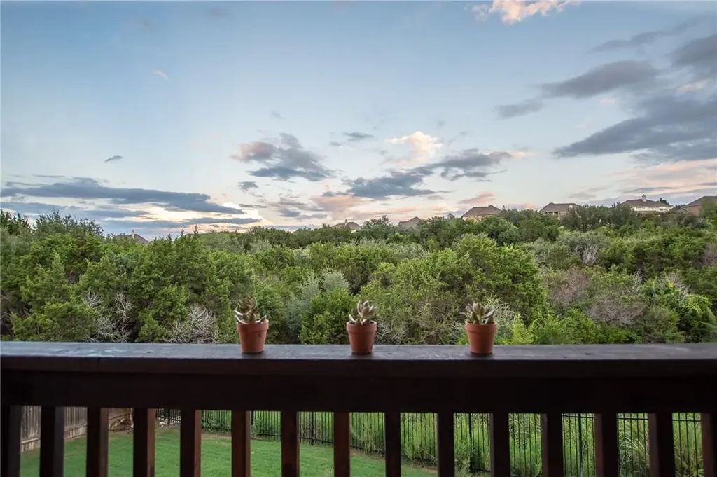 22521 Rock Wren Road Spicewood TX 78669