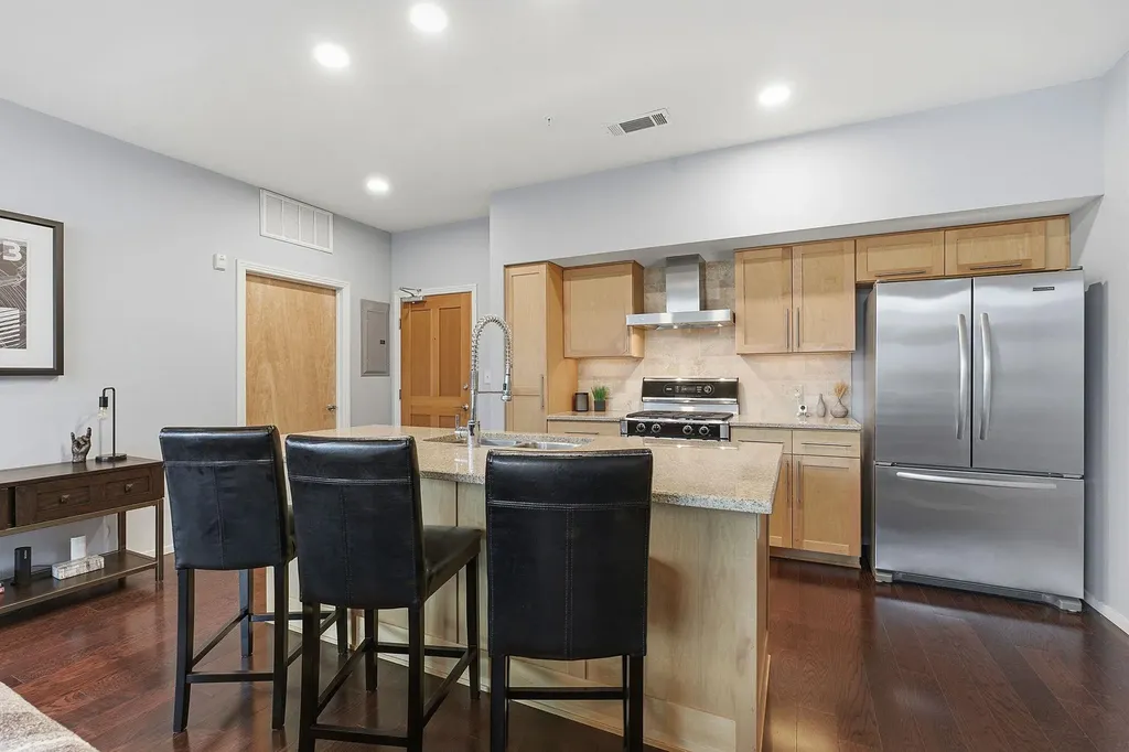 1600 Barton Springs Road Austin TX 78704