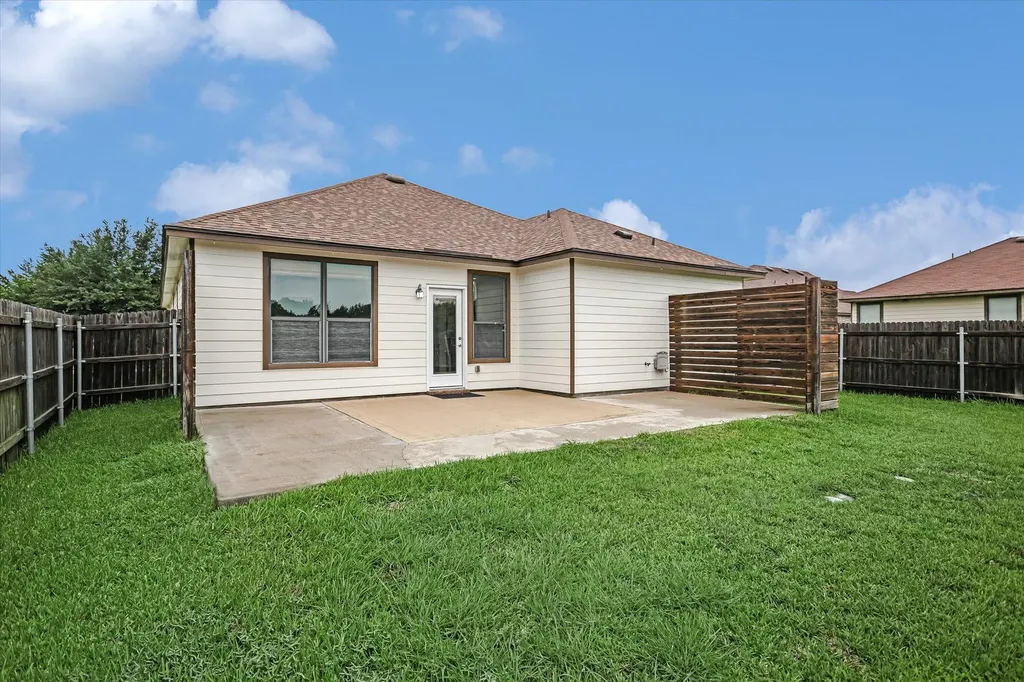 14401 Naruna Way Pflugerville TX 78660