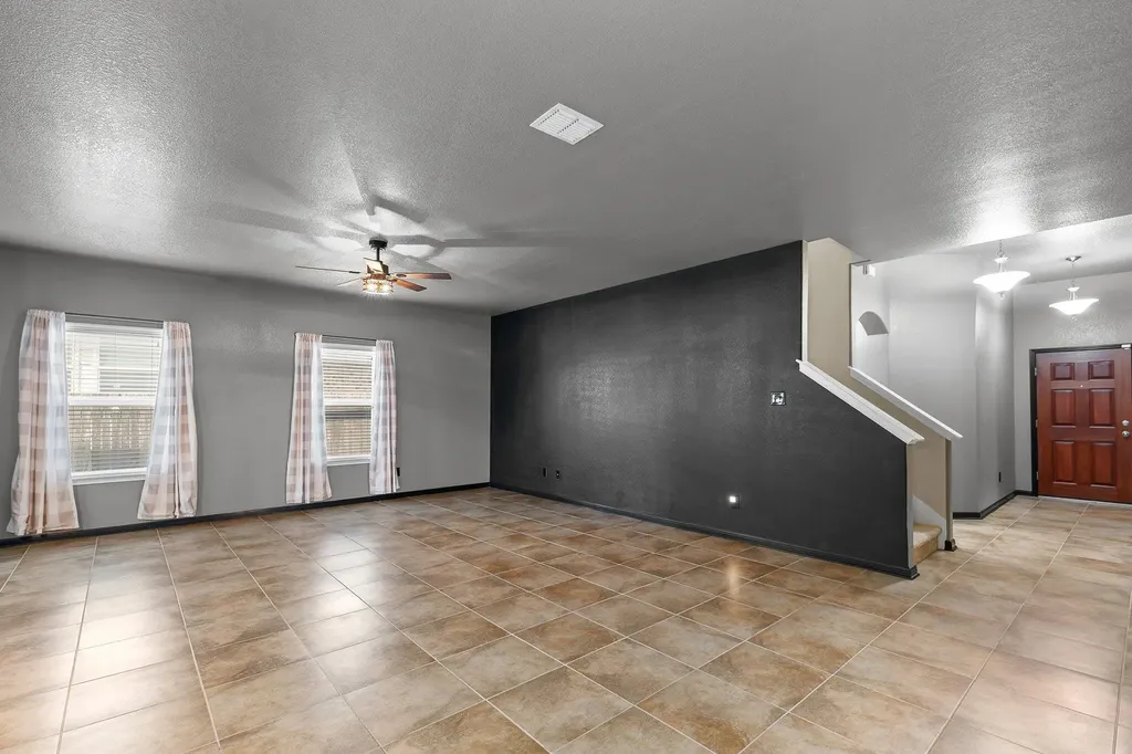 1729 Hidden Springs Path Round Rock TX 78665