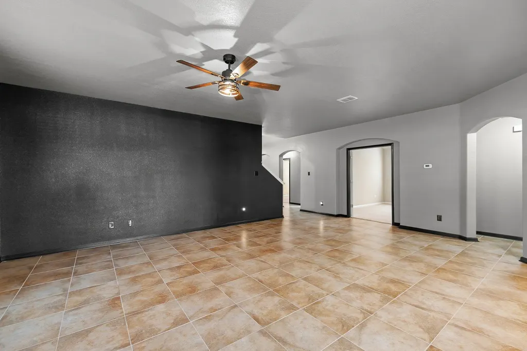 1729 Hidden Springs Path Round Rock TX 78665