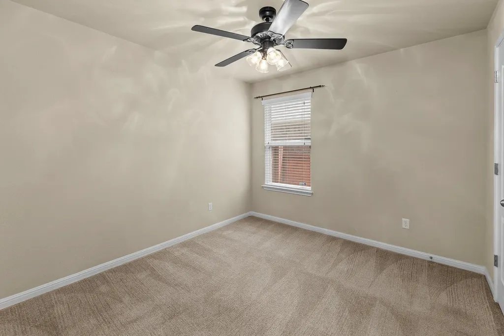 1729 Hidden Springs Path Round Rock TX 78665