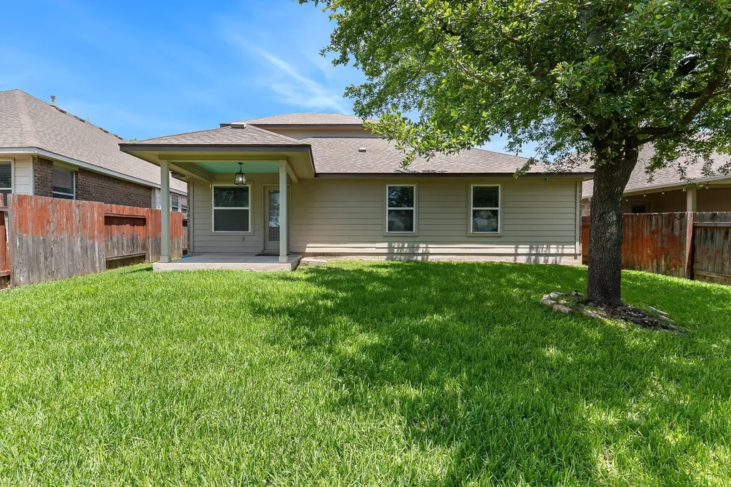 1729 Hidden Springs Path Round Rock TX 78665