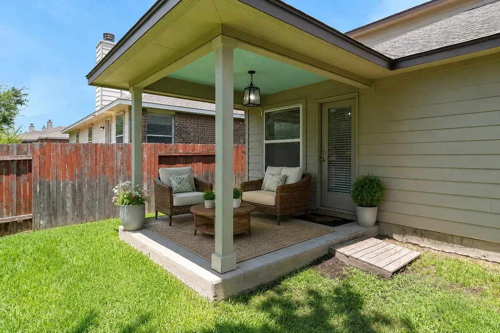 1729 Hidden Springs Path Round Rock TX 78665