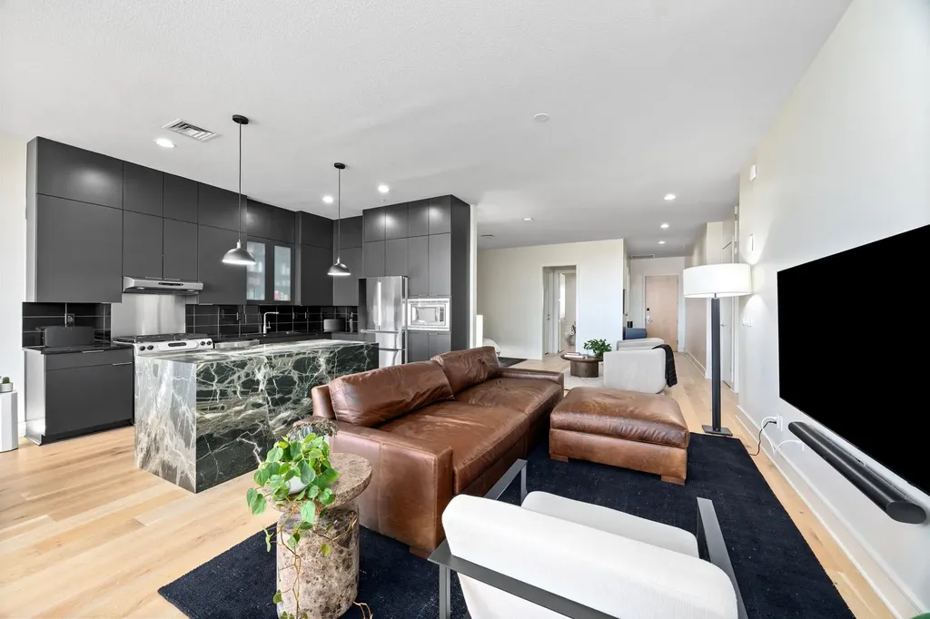 555 E 5th Street Austin TX 78701