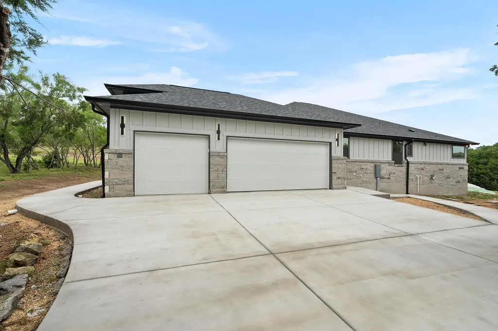 103 Westcreek Drive Liberty Hill TX 78605