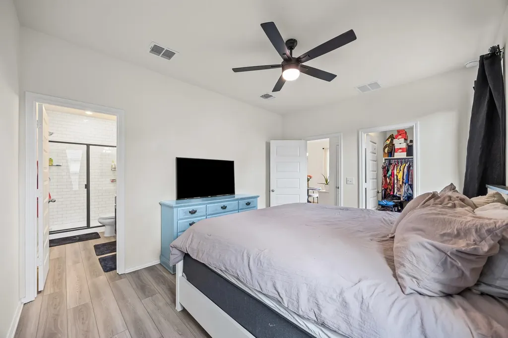 222 Summit Drive Lockhart TX 78644