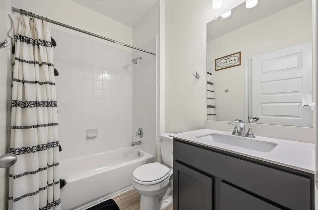 222 Summit Drive Lockhart TX 78644