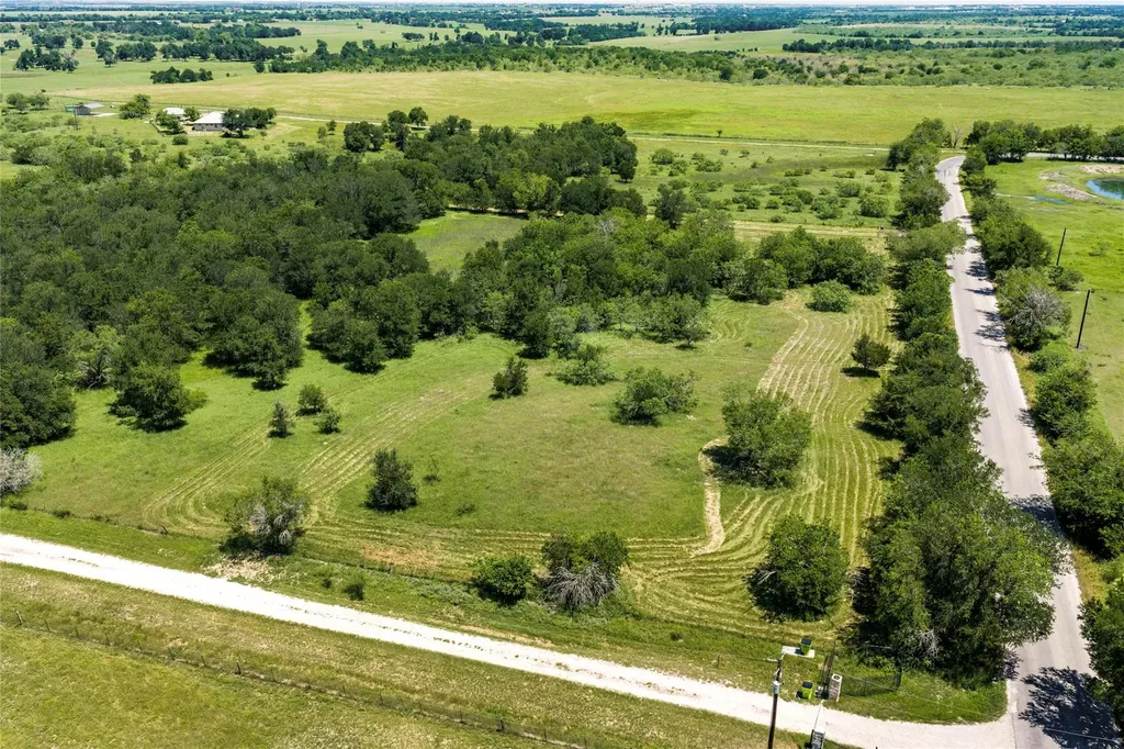 928 Upper Elgin River Road Elgin TX 78621