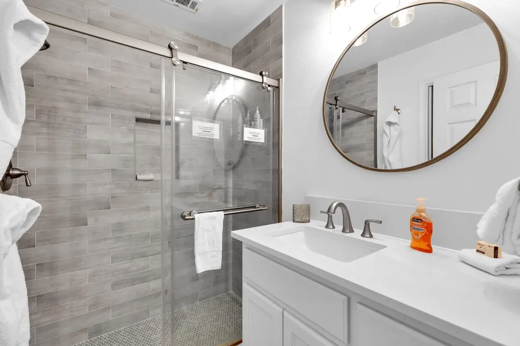 23901 Redbird Trail Marble Falls TX 78654
