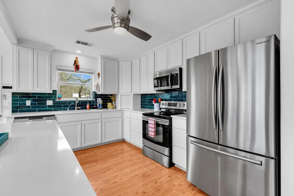 23901 Redbird Trail Marble Falls TX 78654