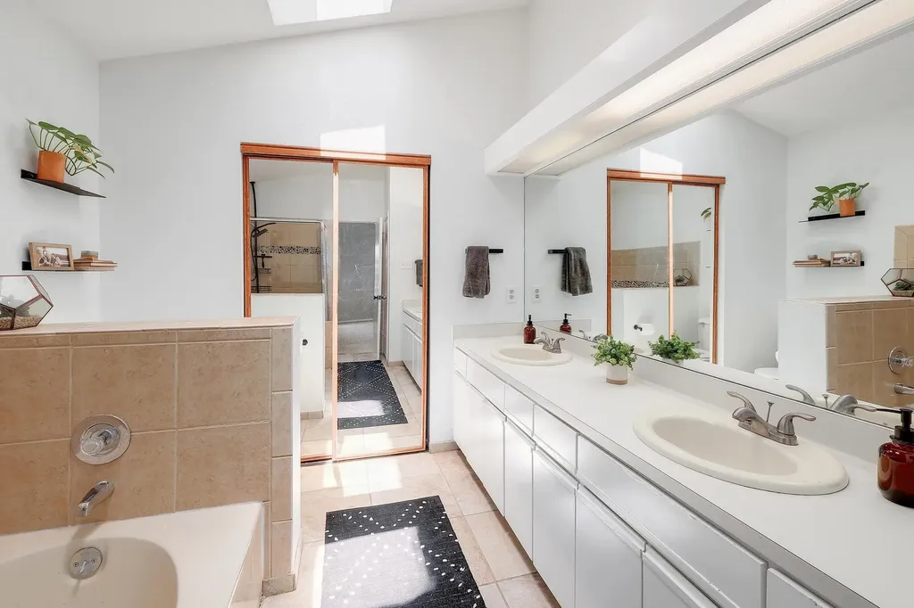 2205 Waterway Bend Austin TX 78728