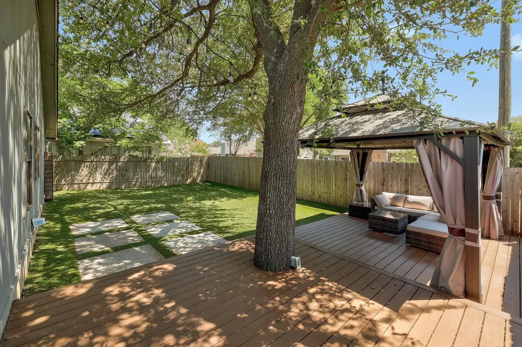 2205 Waterway Bend Austin TX 78728