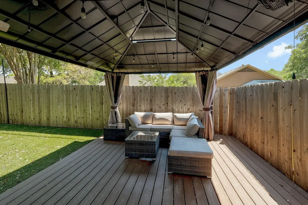 2205 Waterway Bend Austin TX 78728