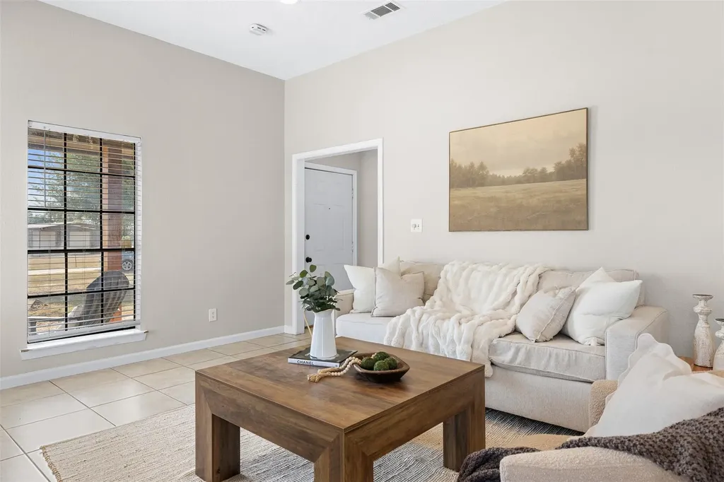 1081 Pr 7023 Pr Elgin TX 78621