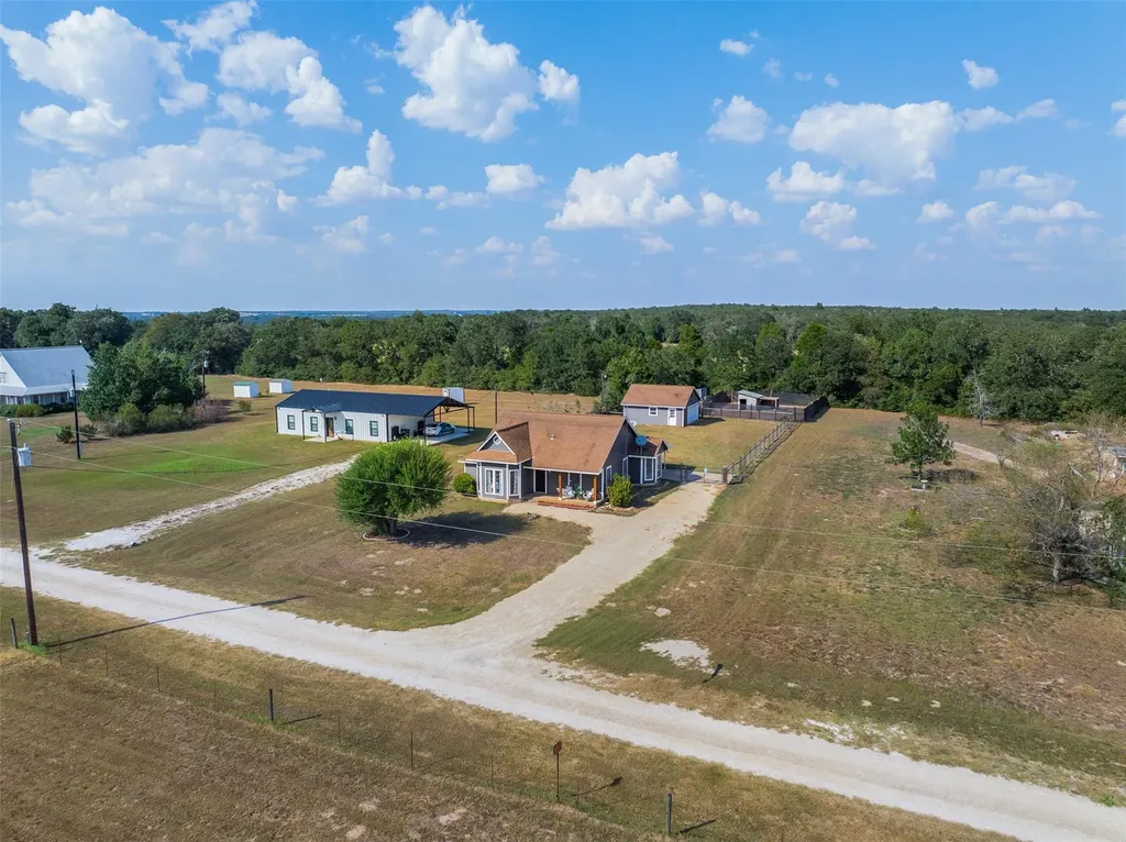 1081 Pr 7023 Pr Elgin TX 78621
