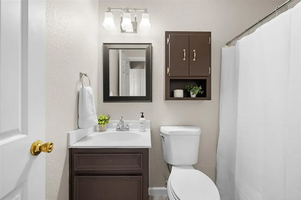 1081 Pr 7023 Pr Elgin TX 78621
